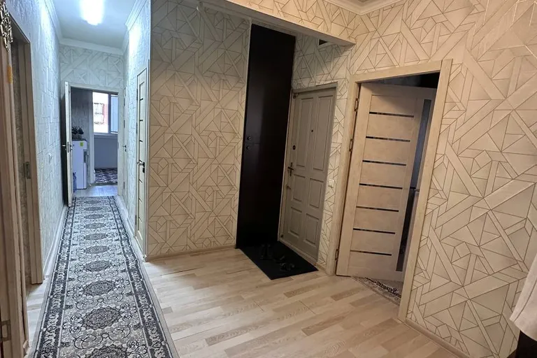 Сотувда уй, 76 м², 2 қаватли, 0,8 сот.