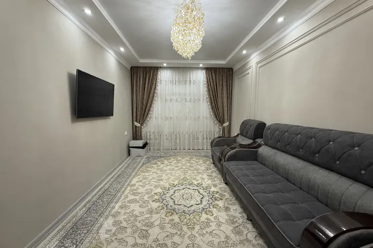 Сотувда 3 хонали квартира, 73 м²