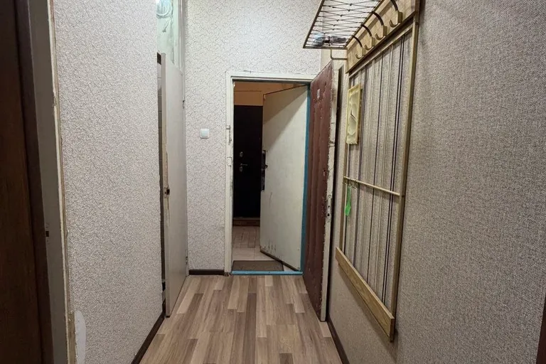 Сотувда 2 хонали квартира, 50 м²