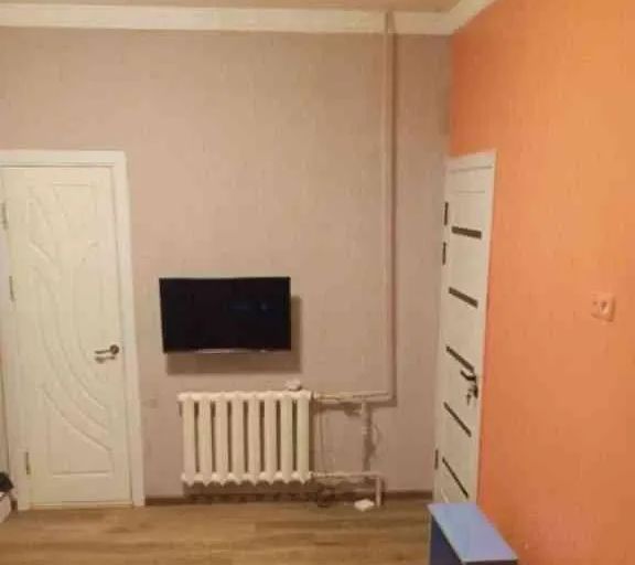 2-комн. квартира, 54 м², 1/4 этаж