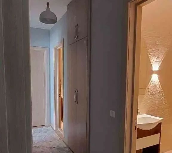 3-комн. квартира, 85 м², 1/9 этаж