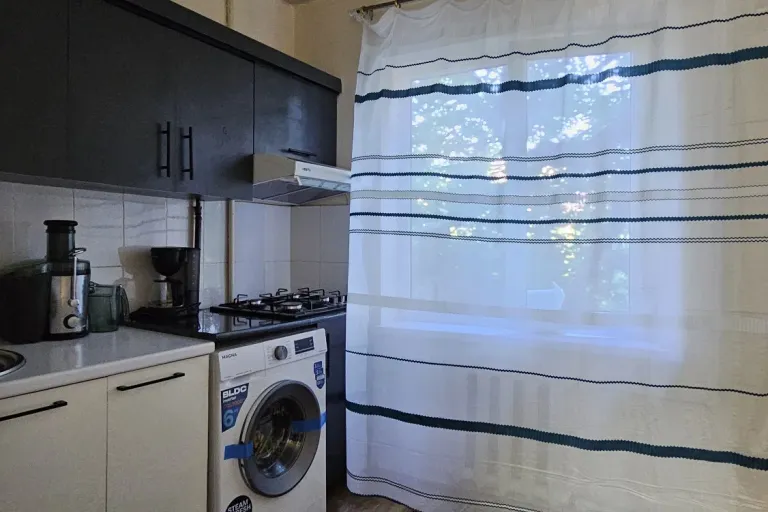 Сотувда 1 хонали квартира, 33 м²
