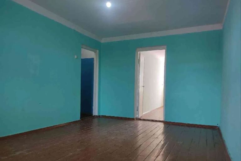 2-комн. квартира, 48 м², 4/4 этаж