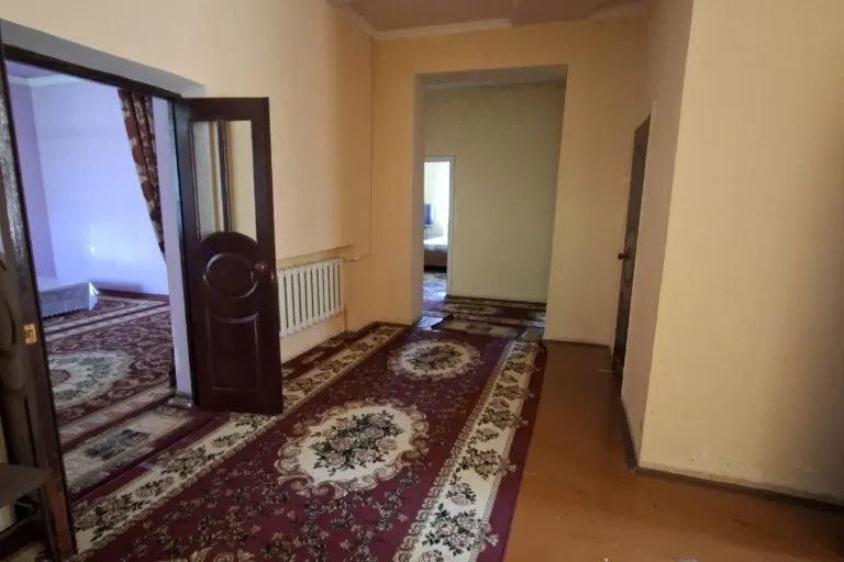 В продаже дом, 600 м², 1 этаж, 3 га