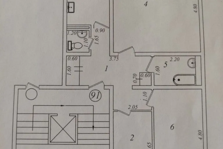 Сотувда 3 хонали квартира, 72 м²