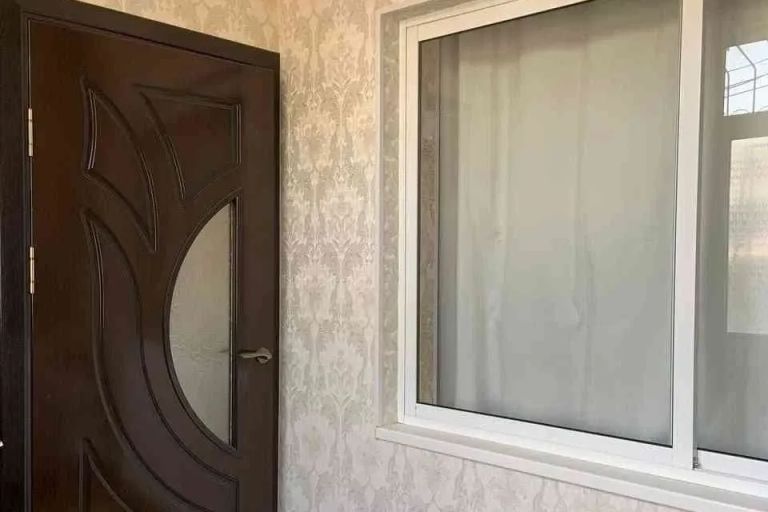 4+-комн. квартира, 75 м², 1/4 этаж