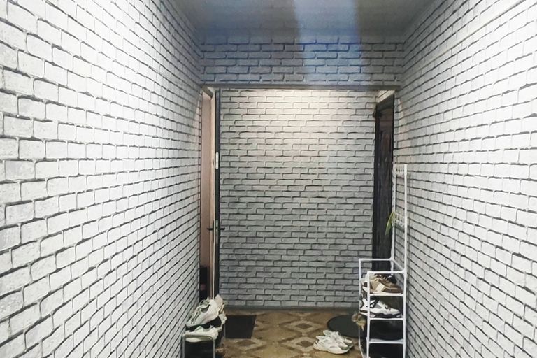 2-комн. квартира, 67 м², 9/9 этаж