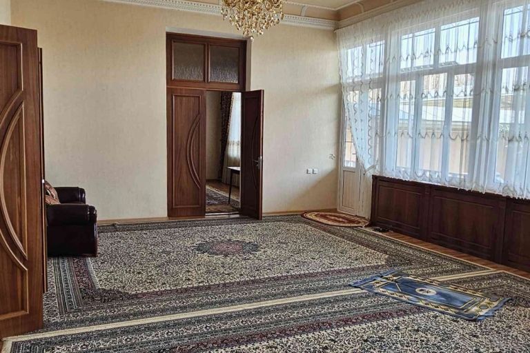 Дом, 780 м², 1 этаж, 8 сот.