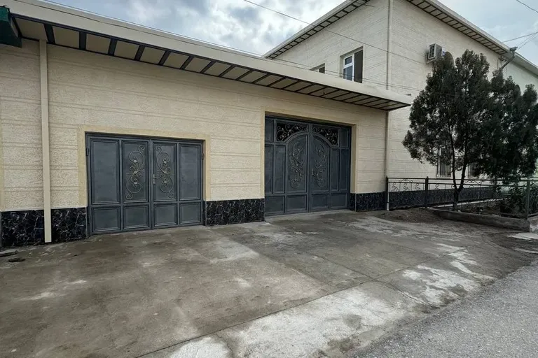 Сотувда уй, 400 м², 2 қаватли, 6 сот.