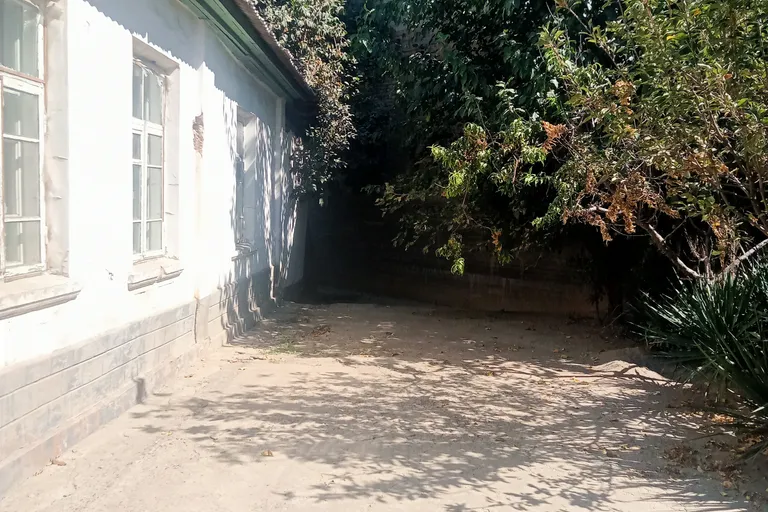 В продаже дом, 438 м², 1 этаж, 6 сот.