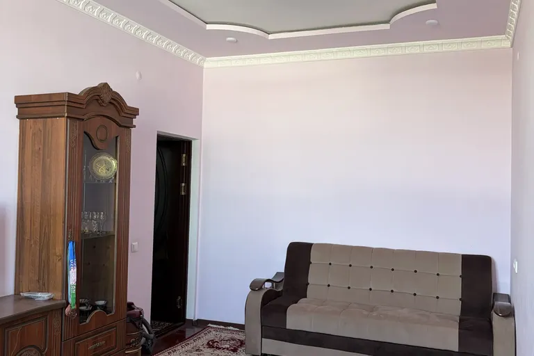 Сотувда 2 хонали квартира, 49 м²
