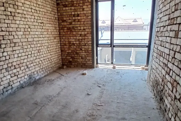 В продаже дом, 300 м², 3 этажа, 3 сот.