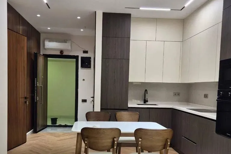В продаже 2-комн. квартира, 50 м²