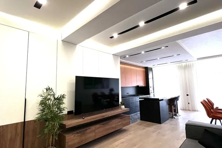 В продаже 4-комн. квартира, 175 м²
