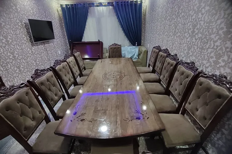 Сотувда 3 хонали квартира, 80 м²