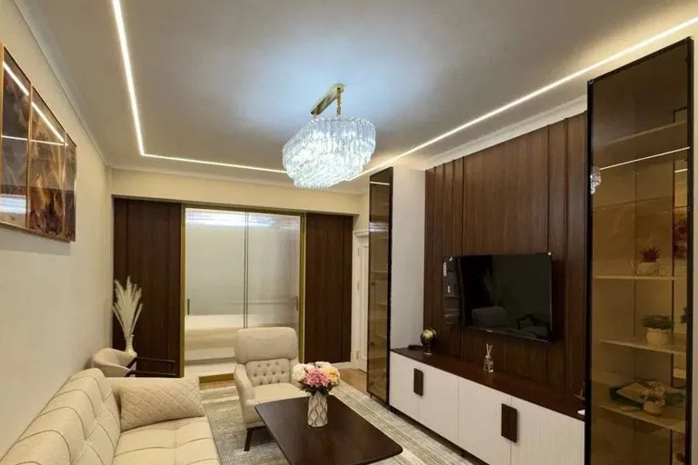 В продаже 2-комн. квартира, 65 м²