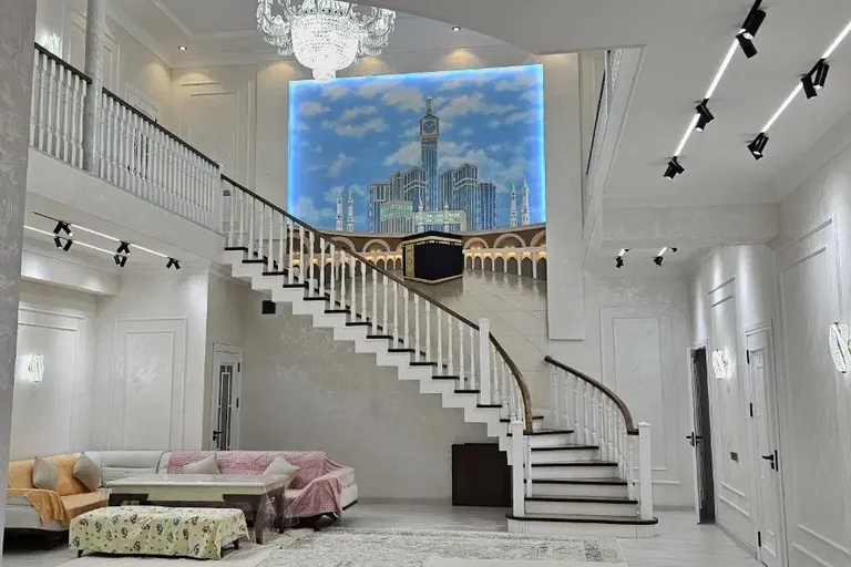 В продаже дом, 400 м², 2 этажа, 4 сот.