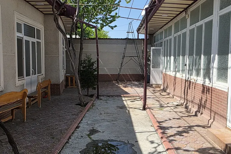 Сотувда уй, 248 м², 2 қаватли, 4 сот.