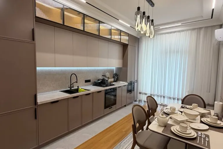 Сотувда 2 хонали квартира, 72 м²
