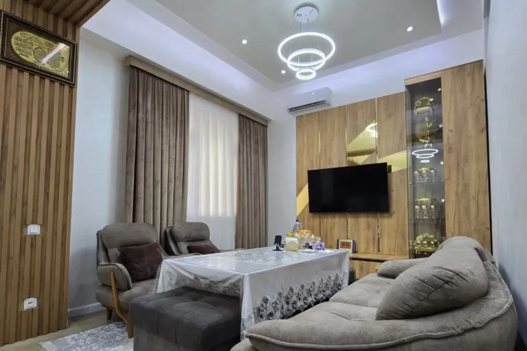 В продаже 3-комн. квартира, 100 м²