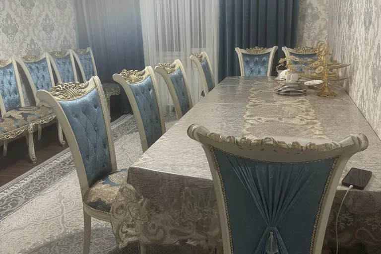 В продаже дом, 200 м², 2 этажа, 2 сот.