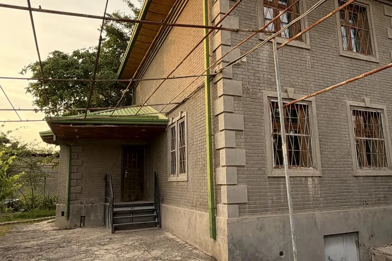 Сотувда уй, 70 м², 2 қаватли, 12 сот.