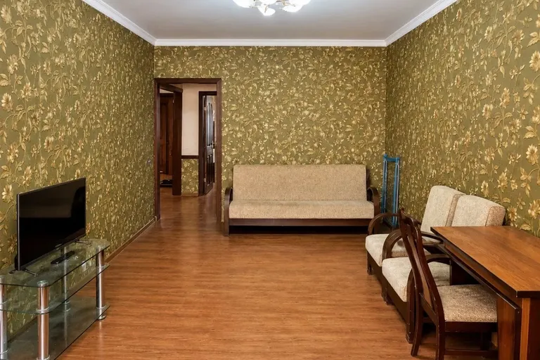 В продаже 1-комн. квартира, 42 м²