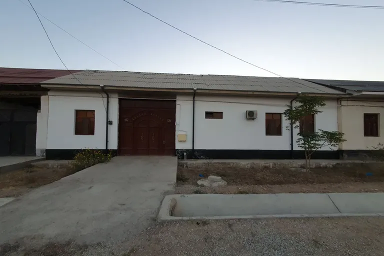 В продаже дом, 600 м², 1 этаж, 6 сот.