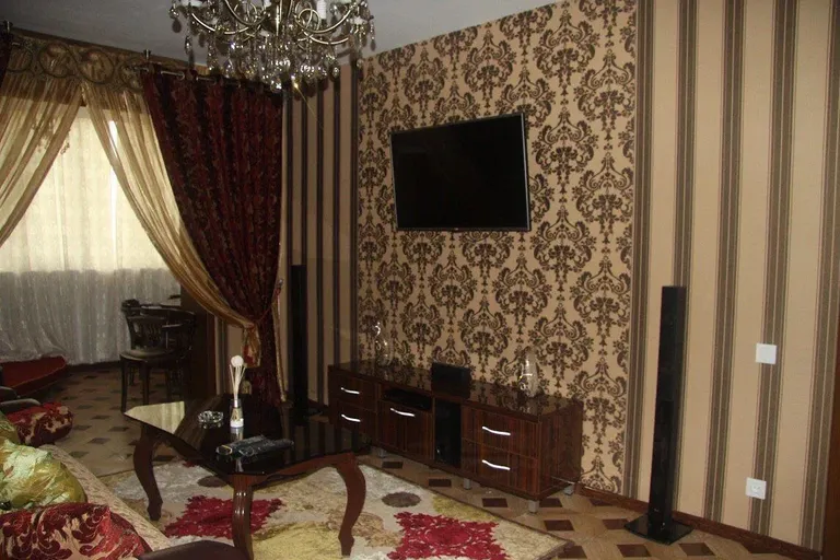 В продаже 2-комн. квартира, 60 м²