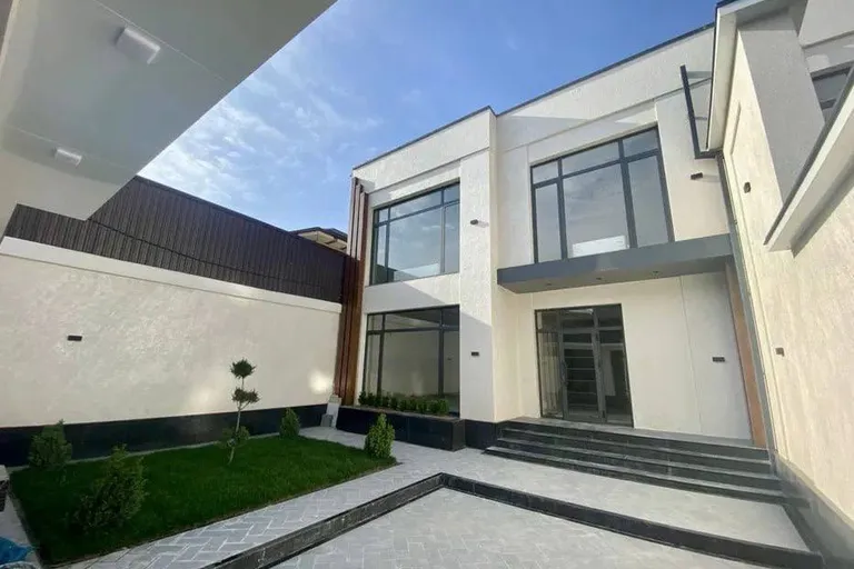 Сотувда уй, 250 м², 2 қаватли, 2 сот.