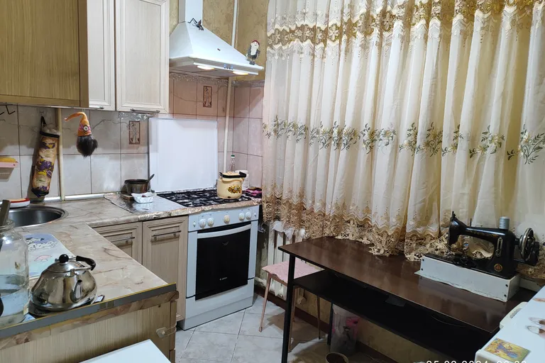 В продаже 1-комн. квартира, 42 м²