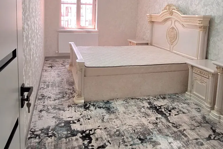 Сотувда 2 хонали квартира, 85 м²