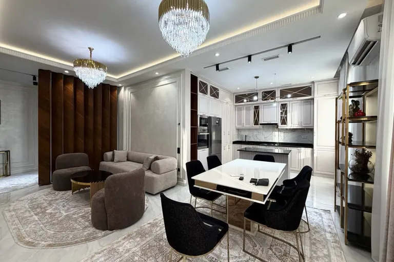 Сотувда 3 хонали квартира, 103 м²