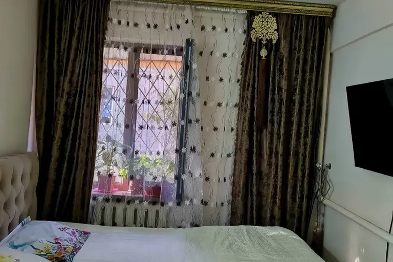 Сотувда 4 хонали квартира, 100 м²