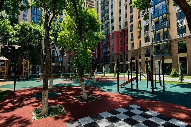Сотувда 3 хонали квартира, 85 м²