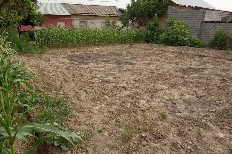 В продаже земля, 4 сот.