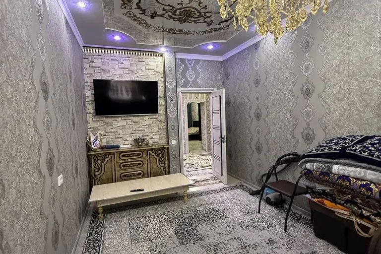 Сотувда 3 хонали квартира, 101 м²