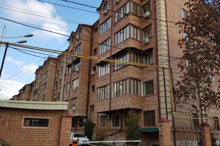 В продаже 2-комн. квартира, 64 м²