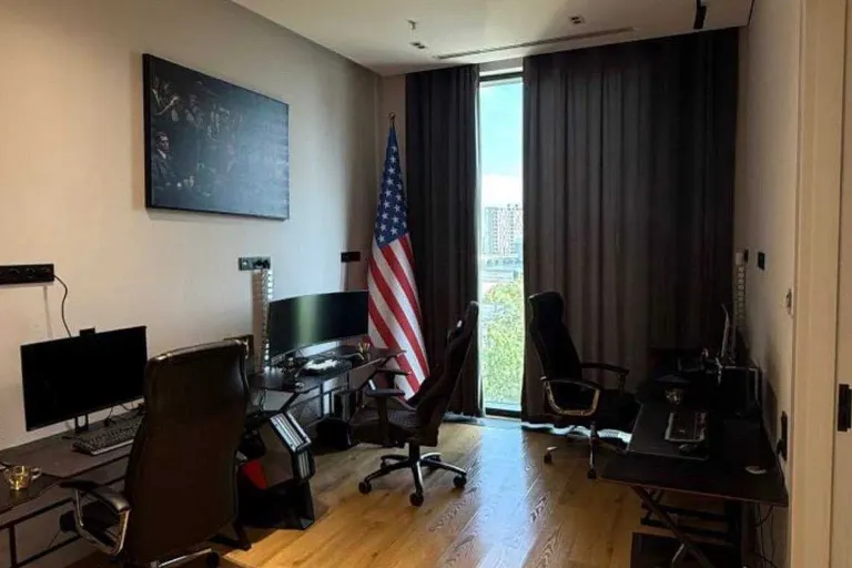 В продаже 3-комн. квартира, 52 м²