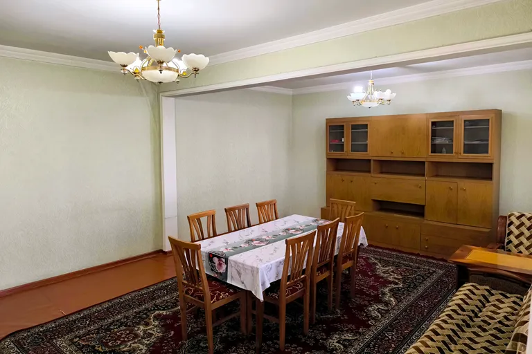 В продаже 4-комн. квартира, 120 м²