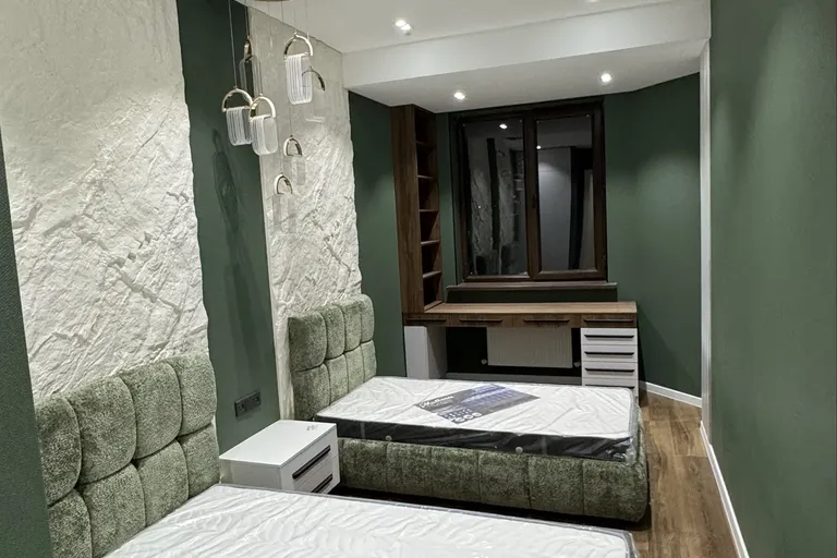 В продаже 2-комн. квартира, 75 м²