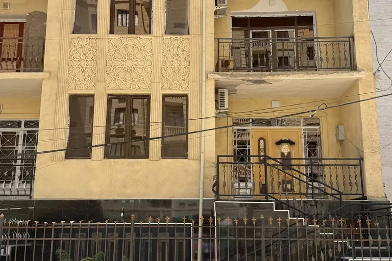 В продаже дом, 170 м², 3 этажа, 1,74 сот.