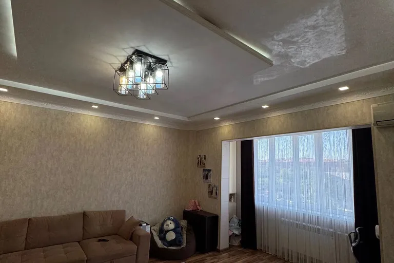 В продаже 2-комн. квартира, 65 м²