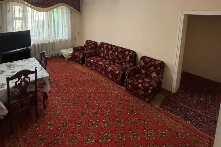 В продаже 4-комн. квартира, 100 м²