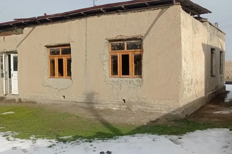 В продаже дом, 210 м², 1 этаж, 5 сот.