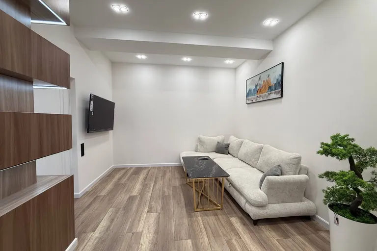 В продаже 2-комн. квартира, 44 м²