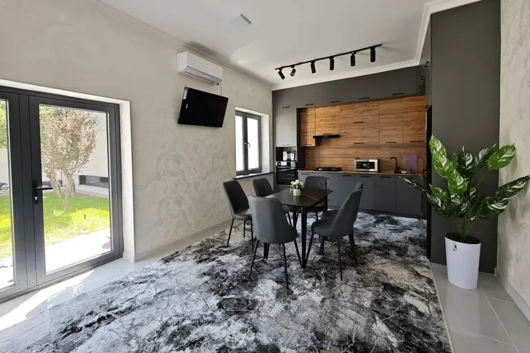 В продаже дом, 220 м², 2 этажа, 3 сот.