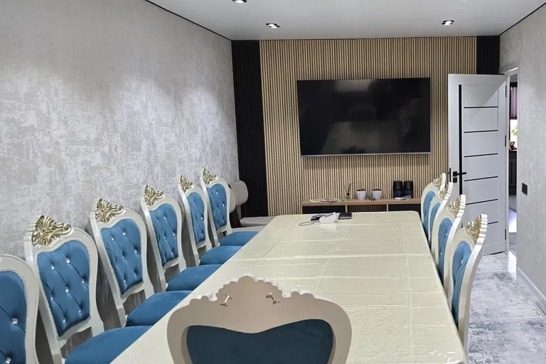 Сотувда 3 хонали квартира, 65 м²