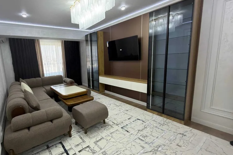 В продаже 4-комн. квартира, 95 м²