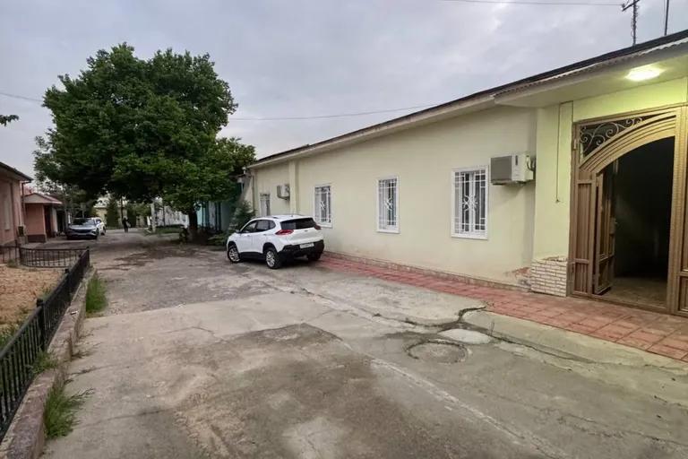 Сотувда уй, 170 м², 1 қаватли, 5,1 сот.